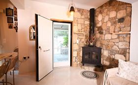 Sarti View House
